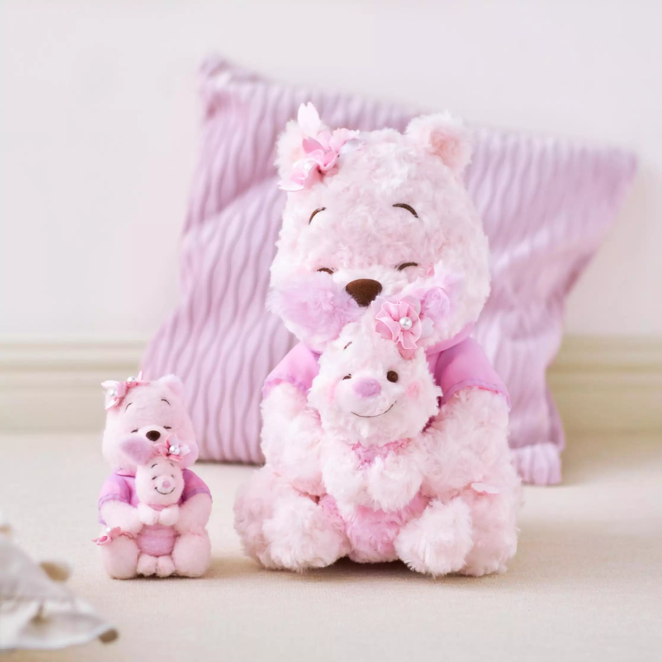 DISNEY Sakura Winnie the Pooh and Piglet Plush