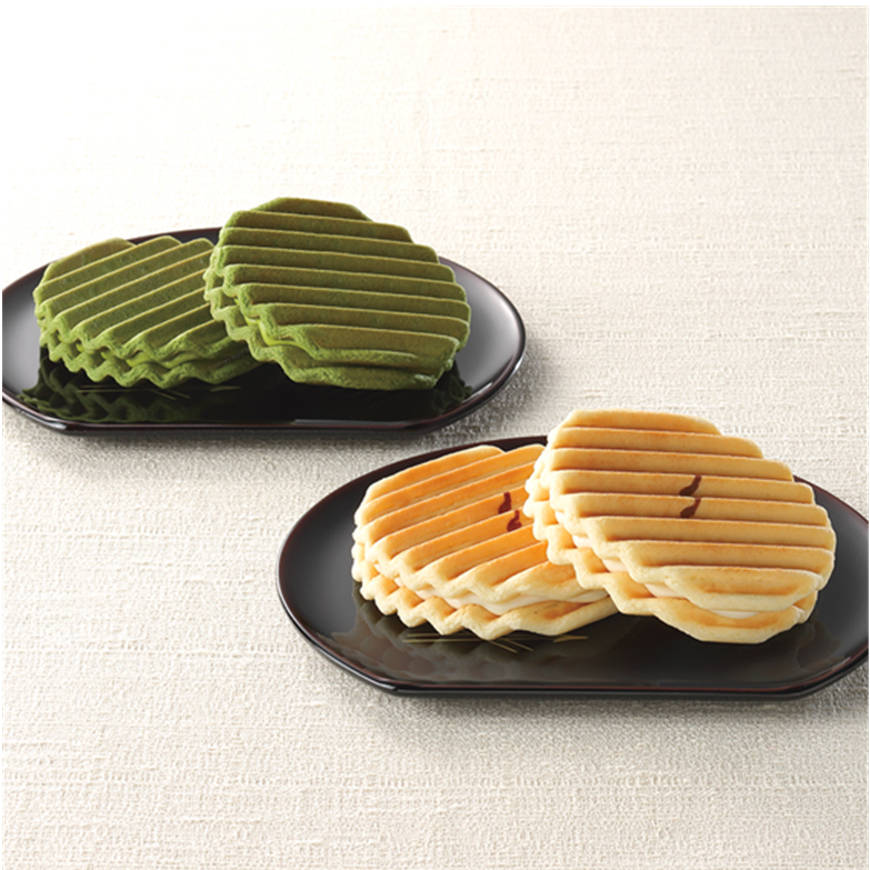 MINAMOTO KITCHOAN Fukuwatari Senbei Plain & Matcha Cookies (12 Pieces)