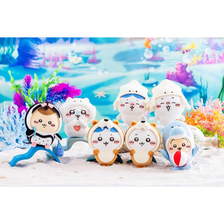 CHIIKAWA Gray Parka Service Chiikawa Aquarium Series Plush Keychain