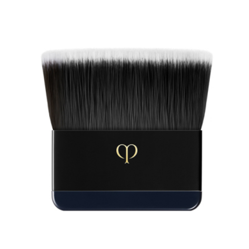 CLÉ DE PEAU BEAUTÉ Radiant Powder Foundation Brush