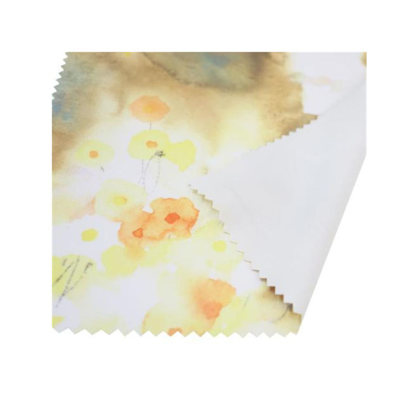GREEN FLASH "Wild Chrysanthemums and Girl" By Chihiro Iwasaki Glasses Cleaner